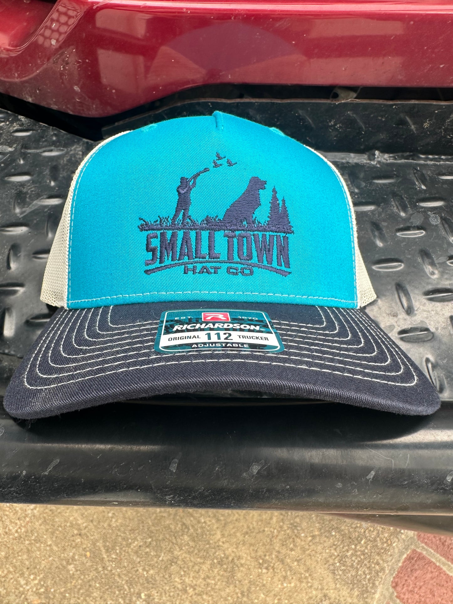 Blue/navy smalltownlogo